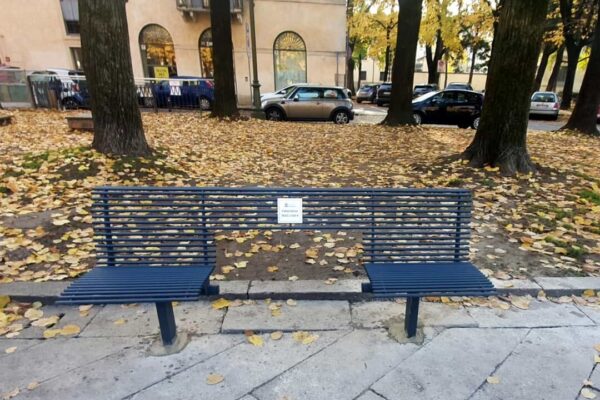 Una città senza panchine