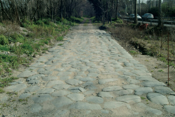 Mobilità e ancoraggio territoriale nel suburbio romano antico